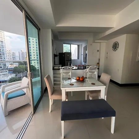 Palmetto Eliptic Ocean Front Apartamento